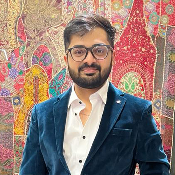 Dr. Chinmay Hathi